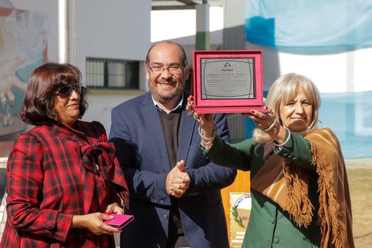 La municipalidad acompa&ntilde;&oacute; en sus Bodas de oro a la Agrot&eacute;cnica &ldquo;El Brete&rdquo;