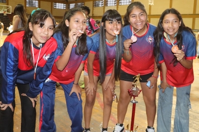 Con premiaci&oacute;n y festejos culmin&oacute; el torneo municipal de f&uacute;tbol infantil en el estadio ol&iacute;mpico