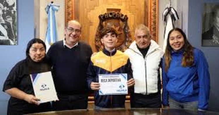El intendente Rivarola asegur&oacute; becas para atletas  palpale&ntilde;os destacados a nivel nacional e internacional