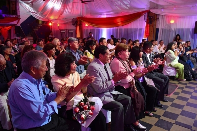 Homenajearon a matrimonios que celebraron sus Bodas de Oro y Plata