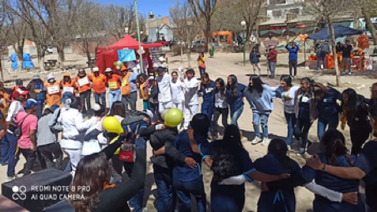 La Quiaca: Prevenci&oacute;n de la violencia en la marat&oacute;n "#MEHACEBIEN"