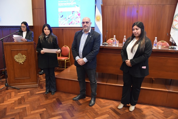 Se conmemor&oacute; el D&iacute;a del Internacionalista y se destac&oacute; la importancia del rol profesional