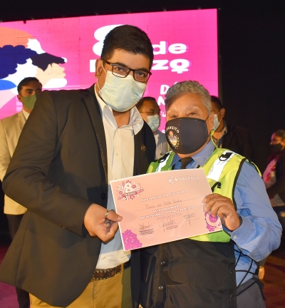 Reconocemos la lucha y perseverancia de nuestras mujeres