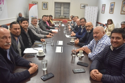 La Comisi&oacute;n de Obras y Servicios P&uacute;blicos recibi&oacute; a los representantes de la provincia en el Comit&eacute; Corredor Bioc&eacute;anico