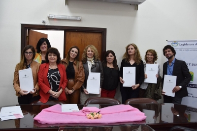 Diputados entregaron declaraci&oacute;n de Inter&eacute;s Legislativo al libro &ldquo;Historias Breves de Jujuy IV. En Primera persona&rdquo;