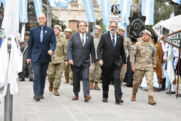 El vicegobernador Alberto Bernis particip&oacute; de los actos por el D&iacute;a de la Bandera