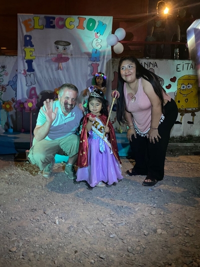 Candidatos de Milei acompa&ntilde;aron a los vecinos en la Elecci&oacute;n de la Mini Reina