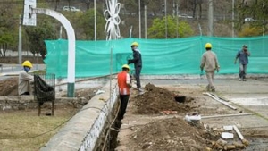 Desde Arquitectura: obras de mejoras en el campo de deportes del RIM 20