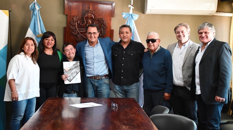 Entregaron reconocimiento de Inter&eacute;s Municipal &ldquo;El VI Abrazarte - Encuentro Nacional de Artistas con Discapacidad 2024&rdquo;