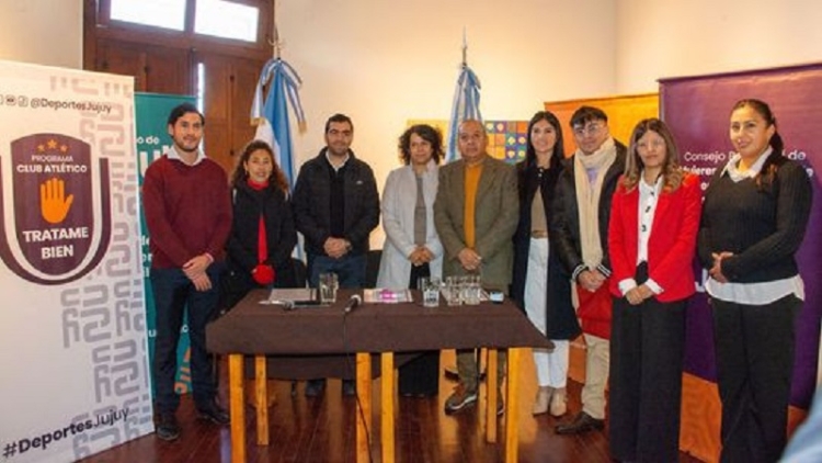 Lanzan el programa "Club Atl&eacute;tico Tr&aacute;tame Bien" para erradicar la violencia en el deporte juje&ntilde;o