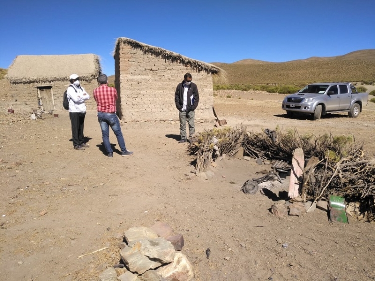 Suministro de energ&iacute;a el&eacute;ctrica a familia de la comunidad aborigen de Lumara