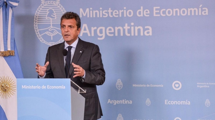 Massa anunci&oacute; un programa de devoluci&oacute;n de IVA sobre art&iacute;culos de la Canasta B&aacute;sica