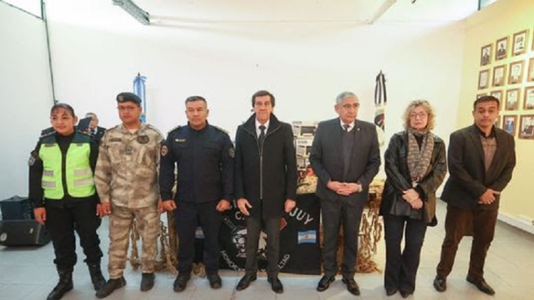 Sadir entreg&oacute; equipamiento para la Polic&iacute;a