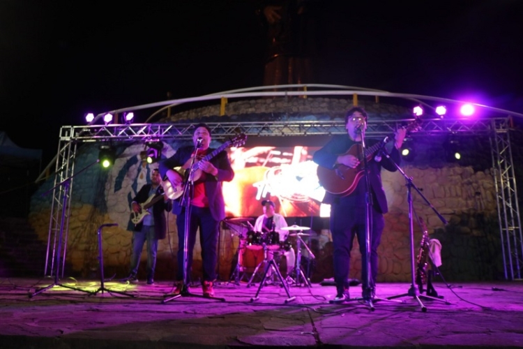 Palpal&aacute; disfrut&oacute; una noche a puro folclore en el inicio de la semana de la tradici&oacute;n