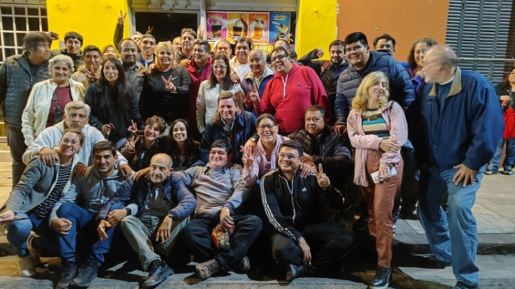 El Frente Somos M&aacute;s present&oacute; lista de candidatos de cara a las legislativas del 11 de mayo