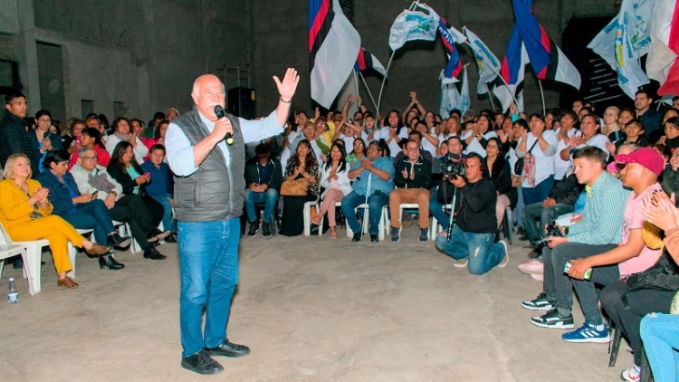 Candidatos del Frente Cambia Jujuy recibieron apoyo de los perique&ntilde;os