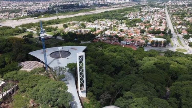 Capacitaci&oacute;n en energ&iacute;as renovables: las obras del Lola Mora siguen ense&ntilde;ando