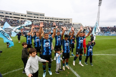 El &ldquo;Lobo&rdquo; se prepara para un duelo clave con Chacarita con el arbitraje de D&oacute;valo