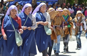 Masiva participaci&oacute;n en festejos de Reyes Magos