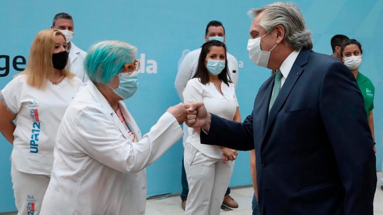 El Gobierno pagar&aacute; un bono durante tres meses a 740.000 trabajadores de la salud