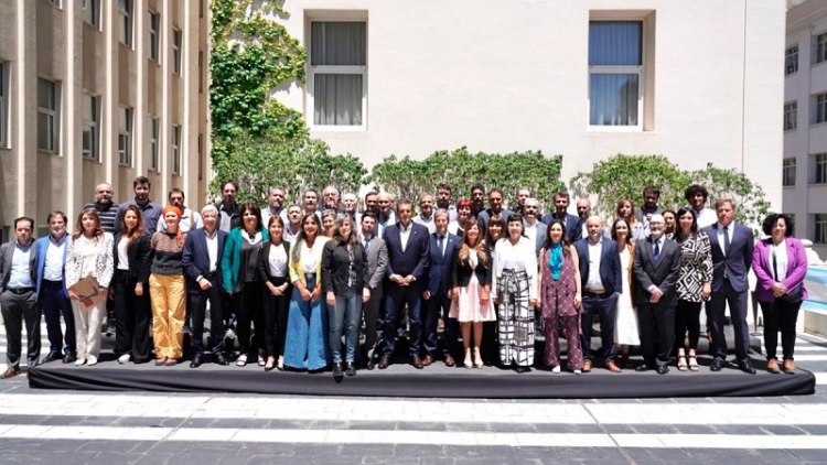 Massa quiere la oposici&oacute;n maneje la Oficina Anticorrupci&oacute;n