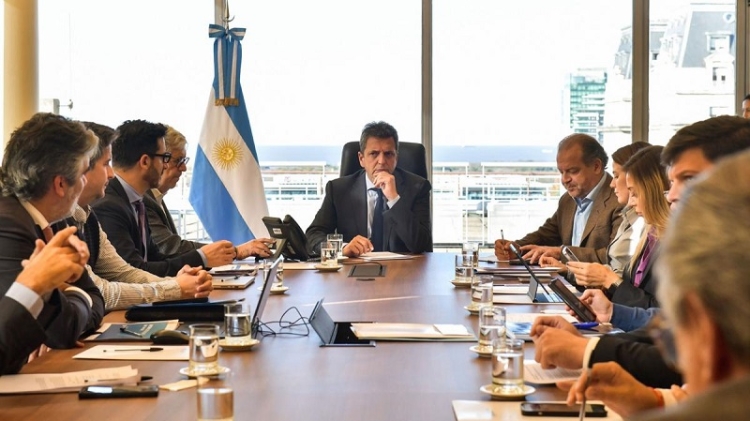 Misi&oacute;n argentina viajar&aacute; ma&ntilde;ana a Washington para cerrar el acuerdo con el FMI