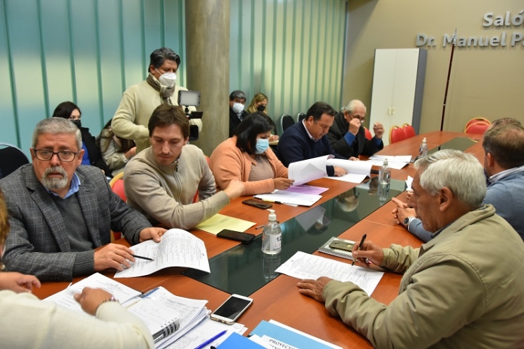 La Comisi&oacute;n de Econom&iacute;a trabaja en la reglamentaci&oacute;n la ley 6023 de &ldquo;generaci&oacute;n distribuida de energ&iacute;a renovable&rdquo;