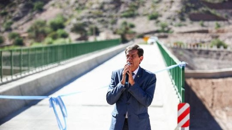 Carlos Sadir inaugur&oacute; un puente sobre el R&iacute;o Grande en Purmamarca