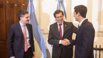 "Quiero que nuestros chicos se capaciten y logren su autonom&iacute;a", sostuvo Sadir en la apertura del Programa Provincial de Educaci&oacute;n Financiera