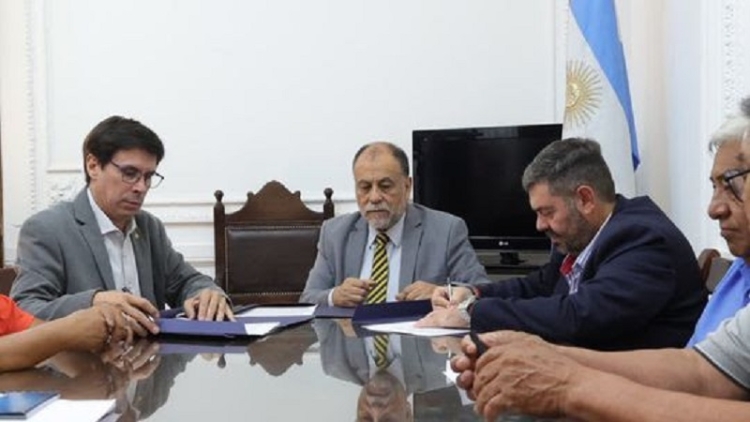 Gobierno de Jujuy y sindicatos impulsan ofertas laborales en el transporte de cargas