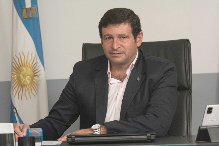 &ldquo;Lo que est&aacute; haciendo el gobernador en Europa es seguir impulsando proyectos estrat&eacute;gicos para la provincia&rdquo;
