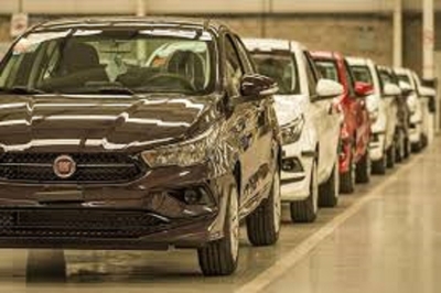 Fuerte suba de la producci&oacute;n automotriz en julio, aunque las terminales a&uacute;n fabrican por debajo del 2023