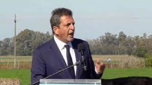 Massa anunci&oacute; inversi&oacute;n de $10.000 millones para potenciar plan de impulso tambero