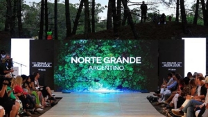 Dise&ntilde;adores del Norte Grande se lucen en "Pinamar Moda Look"