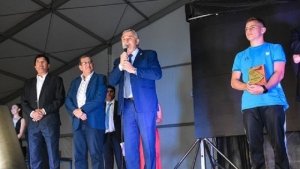 Morales particip&oacute; de la ceremonia de entrega del C&oacute;ndor de Oro
