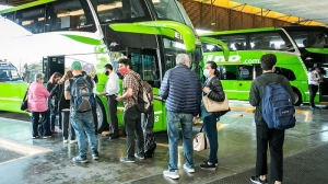 M&aacute;s de 2,5 millones de turistas est&aacute;n circulando desde el mi&eacute;rcoles por el pa&iacute;s