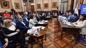 Con un nuevo proyecto del oficialismo, el Senado abri&oacute; el debate sobre la reforma de la Corte