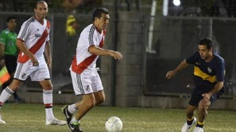 Supercl&aacute;sico seniors: Figuras hist&oacute;ricas de River y Boca se enfrentar&aacute;n en "El 23"
