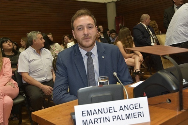 El diputado justicialista Emanuel Mart&iacute;n Palmieri dijo que el decreto del gobierno no es legal