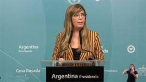 El Gobierno pagar&aacute; vencimientos al FMI con DEG y yuanes
