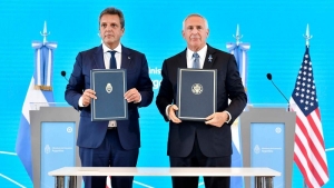 El Gobierno y EEUU firmaron un acuerdo de informaci&oacute;n tributaria