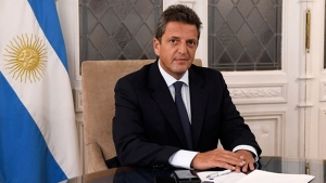 Massa asegur&oacute; que Diputados funciona con una "participaci&oacute;n hist&oacute;rica de funcionarios