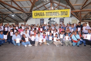 Licencias para auxiliares de taxis: &ldquo;un acto de justicia&rdquo;