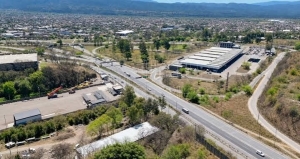 Traves&iacute;a Urbana de la Ruta 9: la Provincia firm&oacute; el contrato y prepara el inicio de la obra