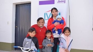 En Monterrico el IVUJ entreg&oacute; una vivienda recuperada
