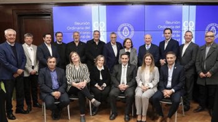 Bouhid asisti&oacute; al Consejo Federal de Salud