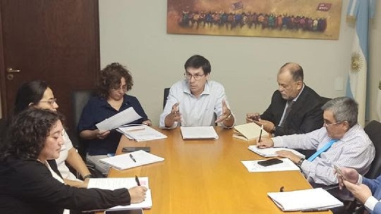 Convocatoria a gremios estatales para continuar las paritarias
