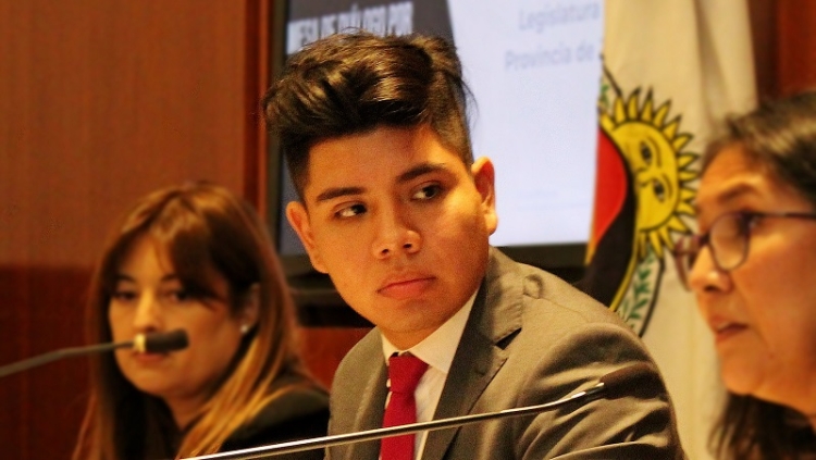 ALBIZO CAZ&Oacute;N: &ldquo;LOS VIOLENTOS NO SON LOS DOCENTES NI NUESTRAS COMUNIDADES INDIGENAS&rdquo;