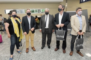 Representantes del programa conjunto de naciones unidas sobre el vih/sida visitaron la legislatura