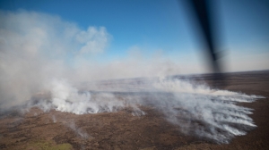 Contin&uacute;an las tareas para extinguir las llamas en las islas del Delta del Paran&aacute;